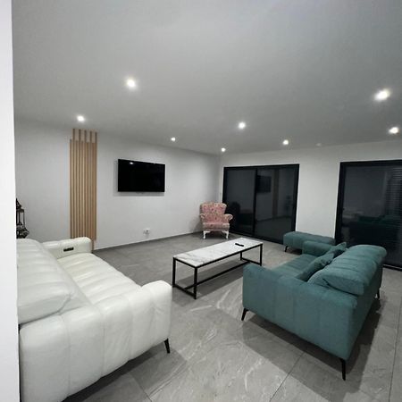 Maison Moderne Is-sur-Tille Luaran gambar