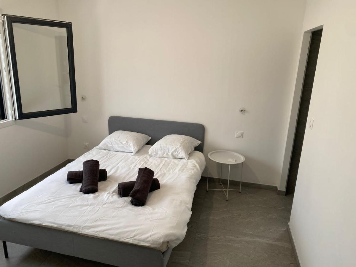 Maison Moderne Is-sur-Tille Luaran gambar
