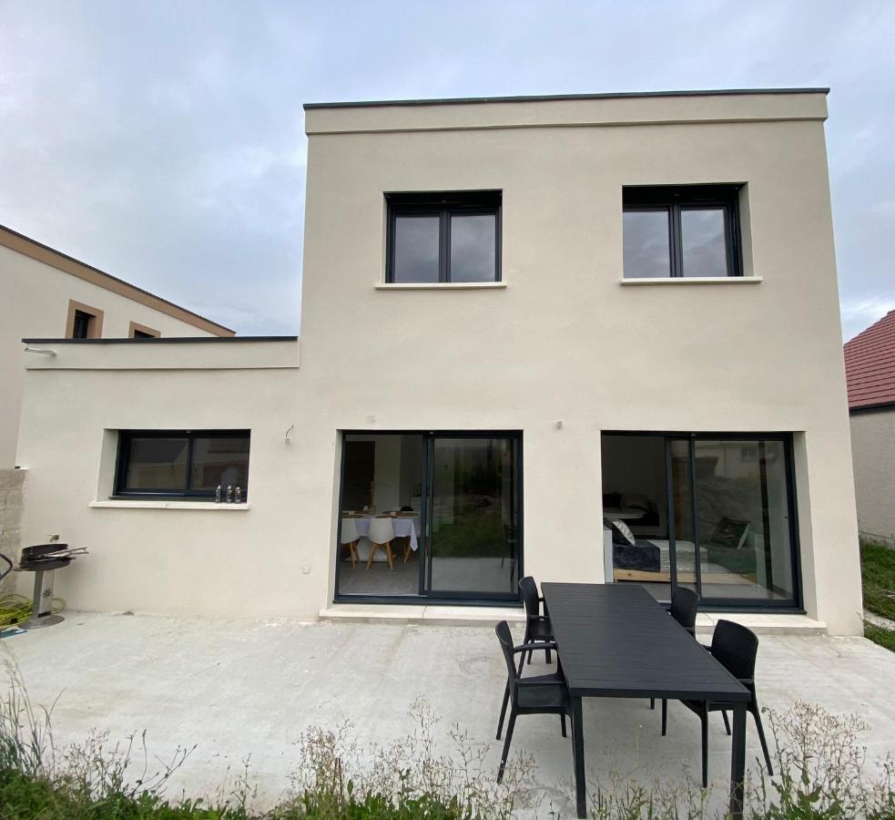 Maison Moderne Is-sur-Tille Luaran gambar